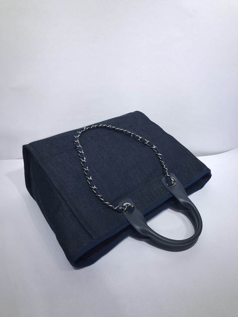 Ch**el shopping bags